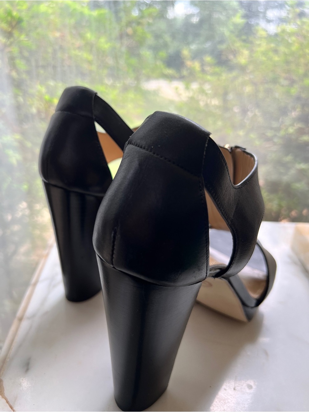 Michael Kors Berkley Black Leather T-Strap Platform Heel with Gold Zipper Size 9 - Picture 3 of 10